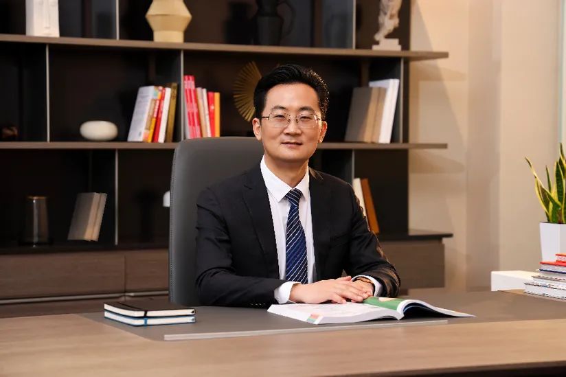 新华网专访 | 大众娱乐集团CEO陈雪强：打造“新国货”标杆，，，代表民族品牌走向天下！