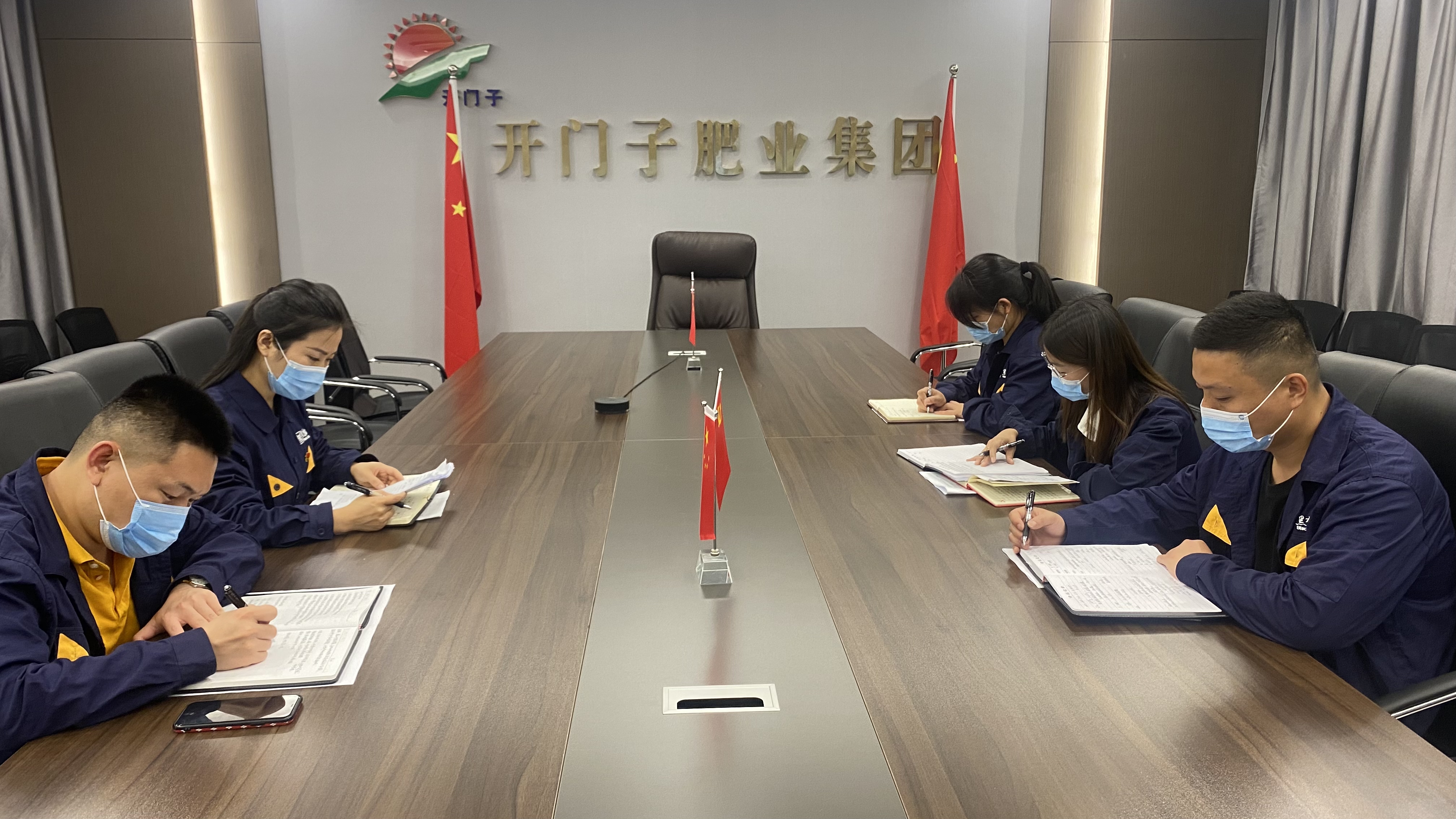 图片2.jpg 图片2.jpg