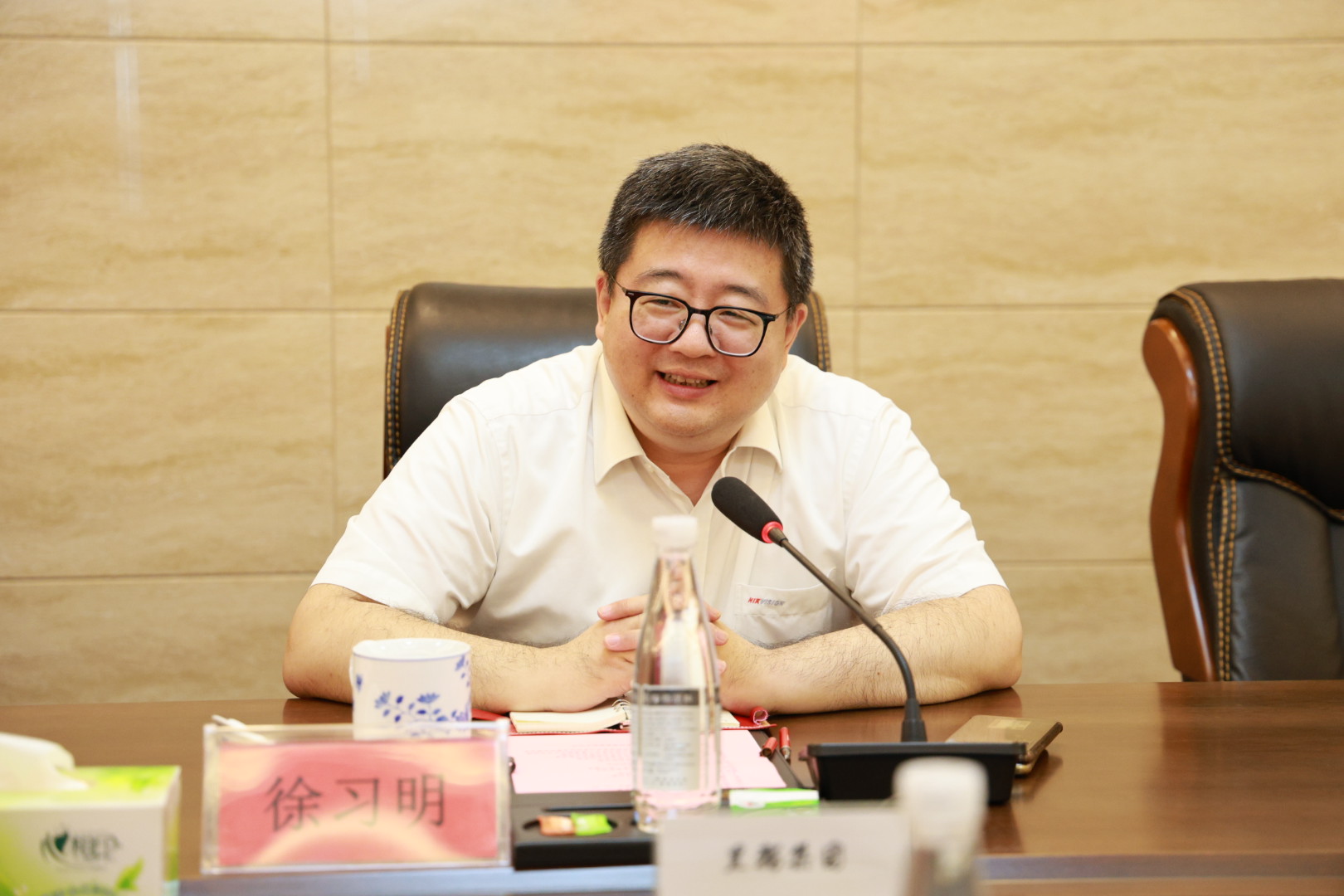 图片4.jpg 图片4.jpg