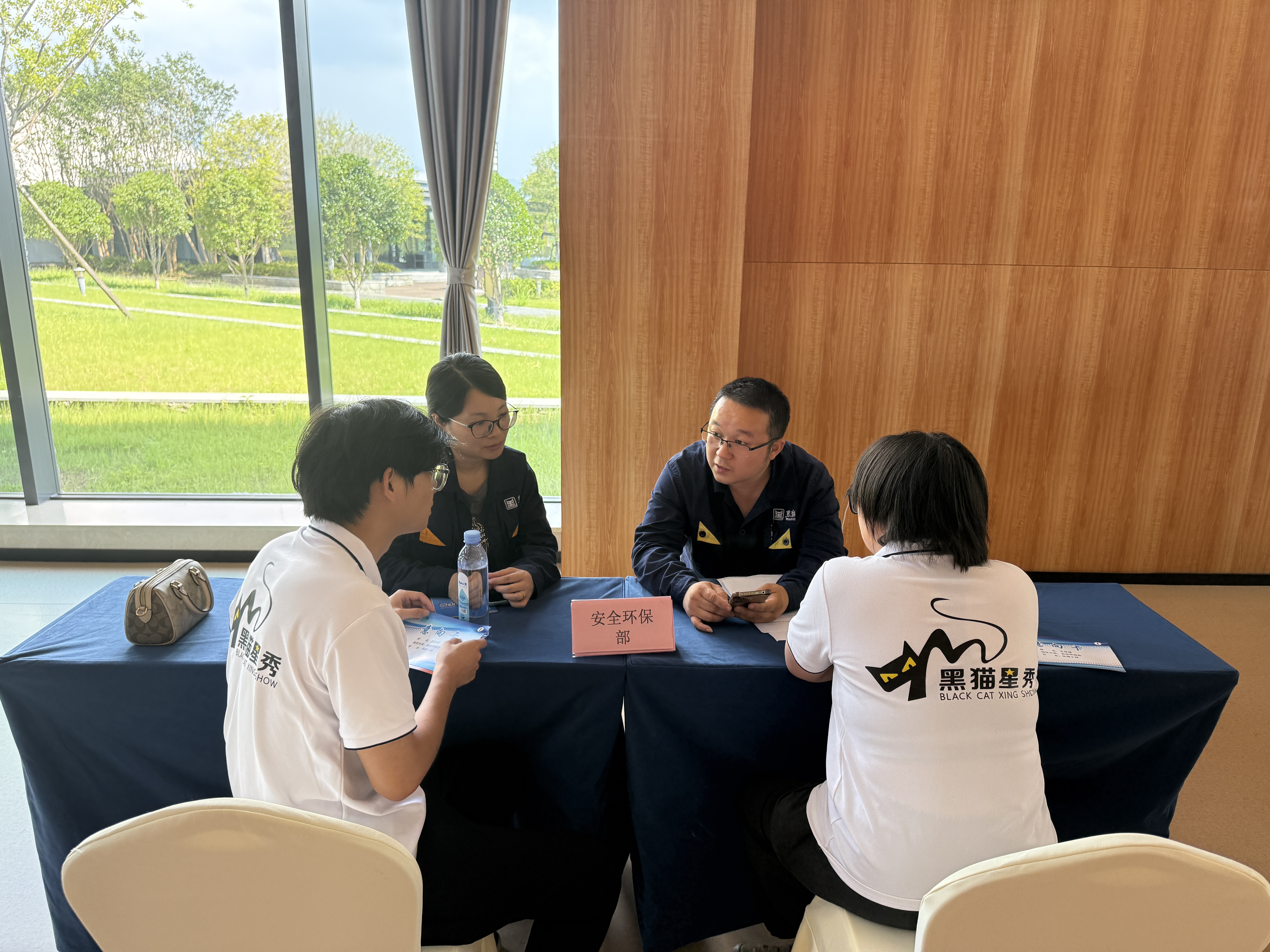 活动现场03.jpg 活动现场03.jpg